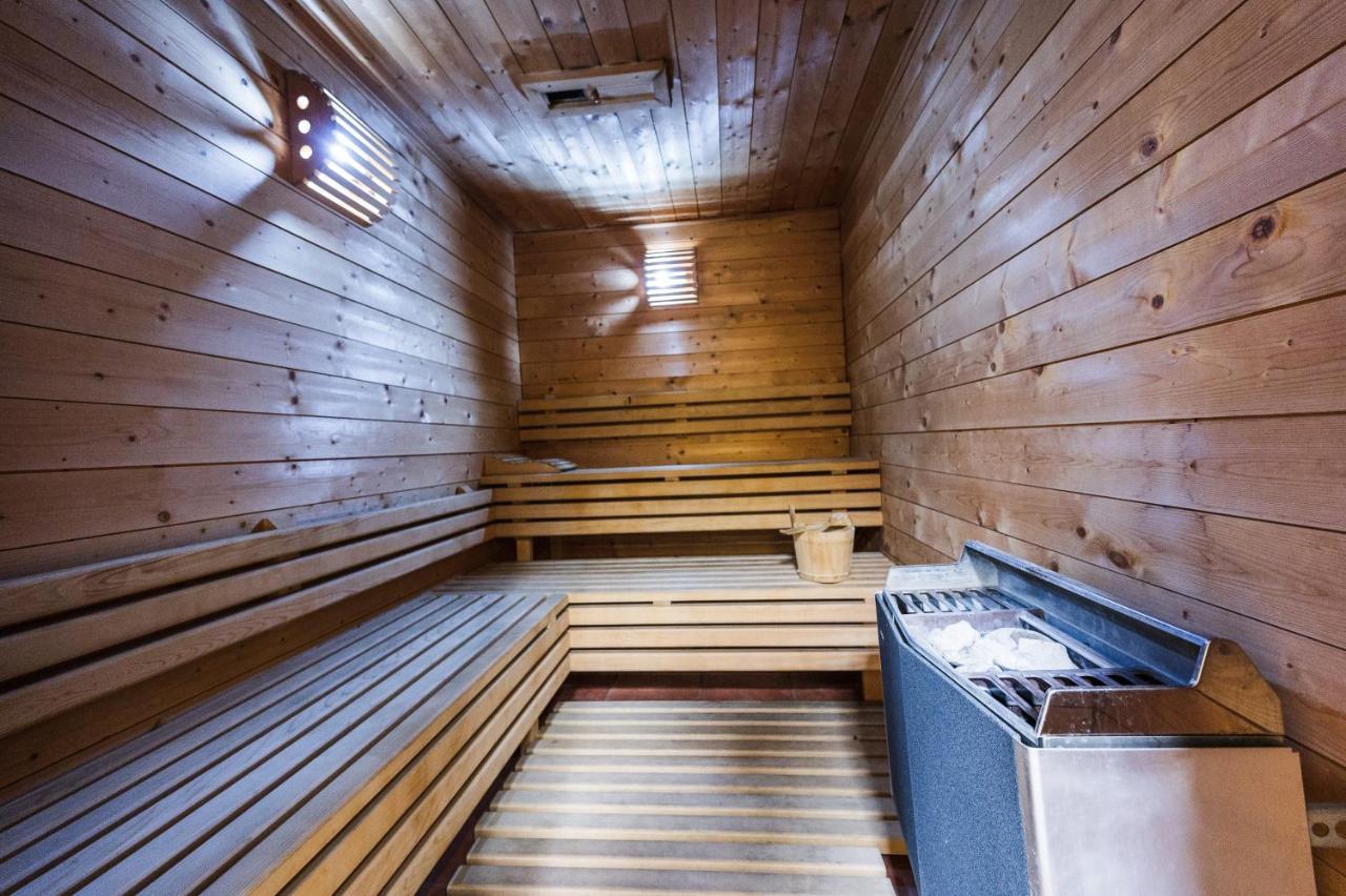 Hotel Europe Sarajevo Luaran gambar A Finnish sauna