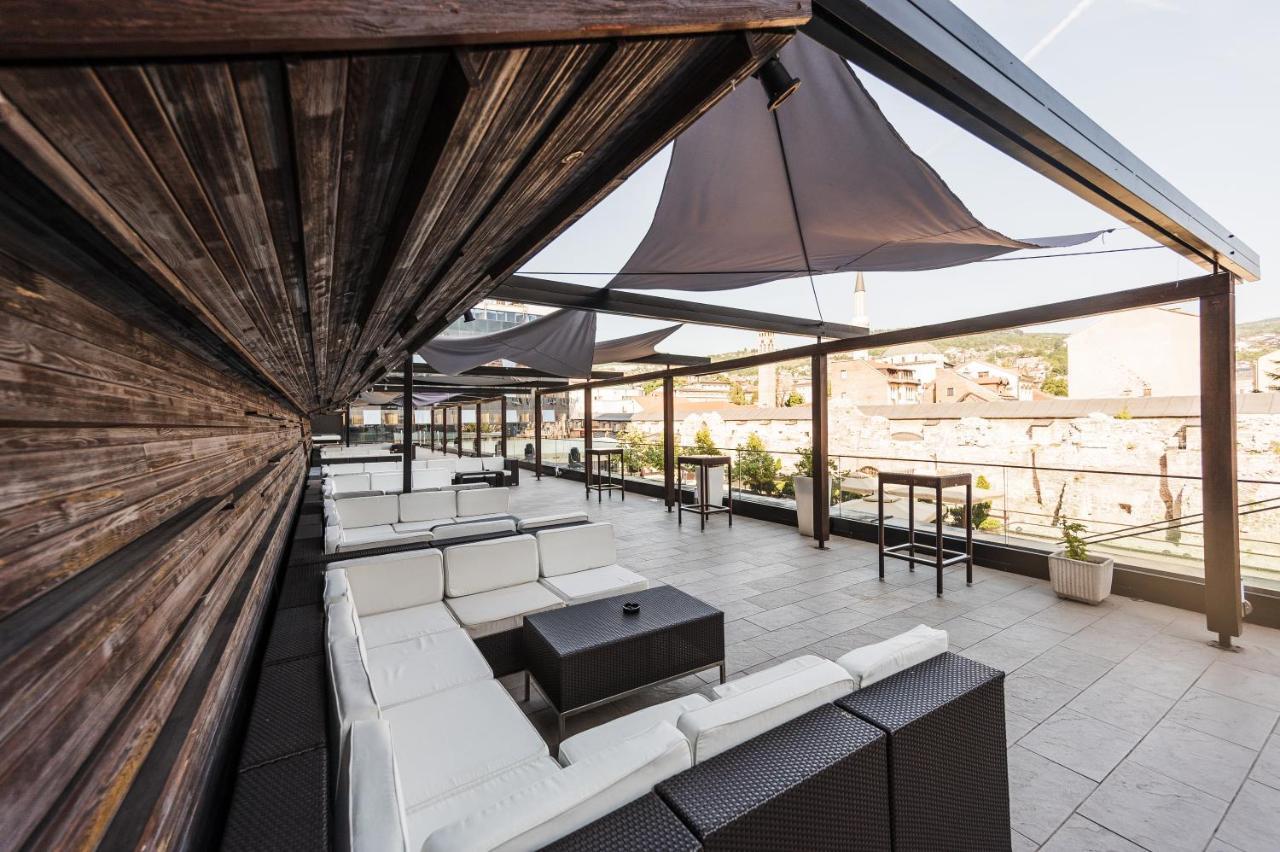 Hotel Europe Sarajevo Luaran gambar The rooftop bar